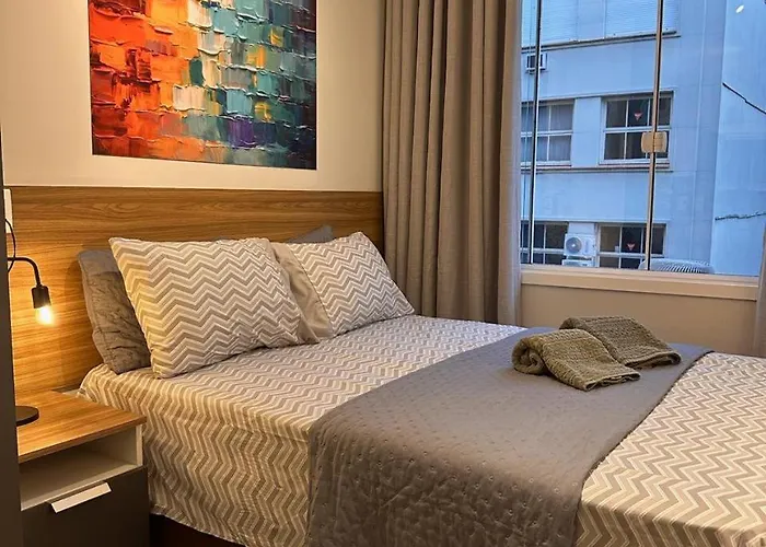 2 Mim Santa Casa Ufrgs Estacionamento Gratis Apartment *