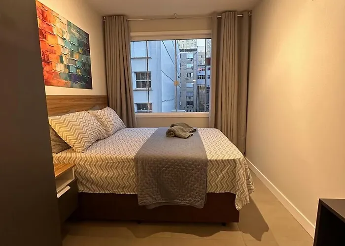 2 Mim Santa Casa Ufrgs Estacionamento Gratis Apartment *